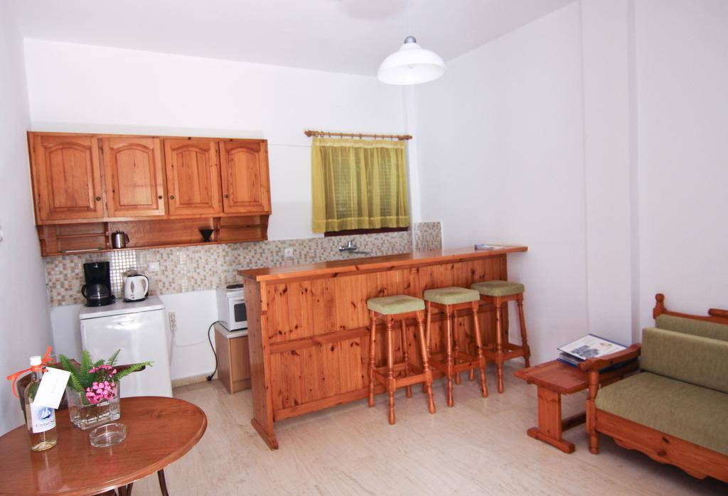 Eleonas Apartman Plakiász Kültér fotó